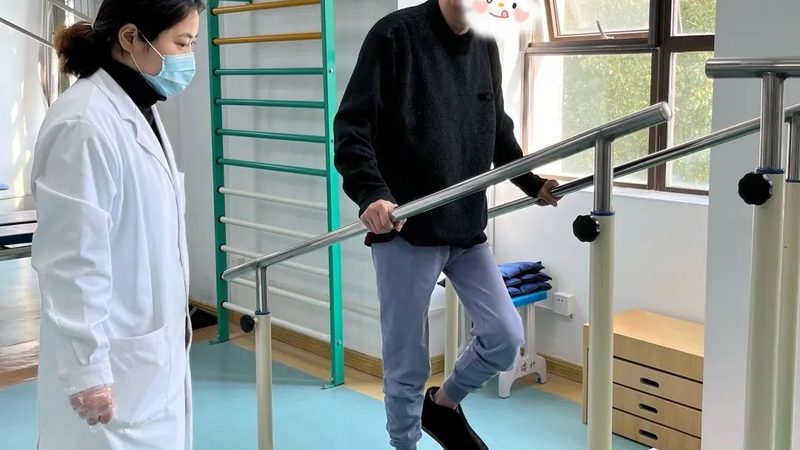 养老护理员培训报名，你符合条件吗？**